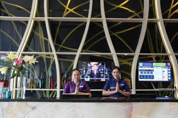 Hotel Ibis Styles Gajah Mada 3*