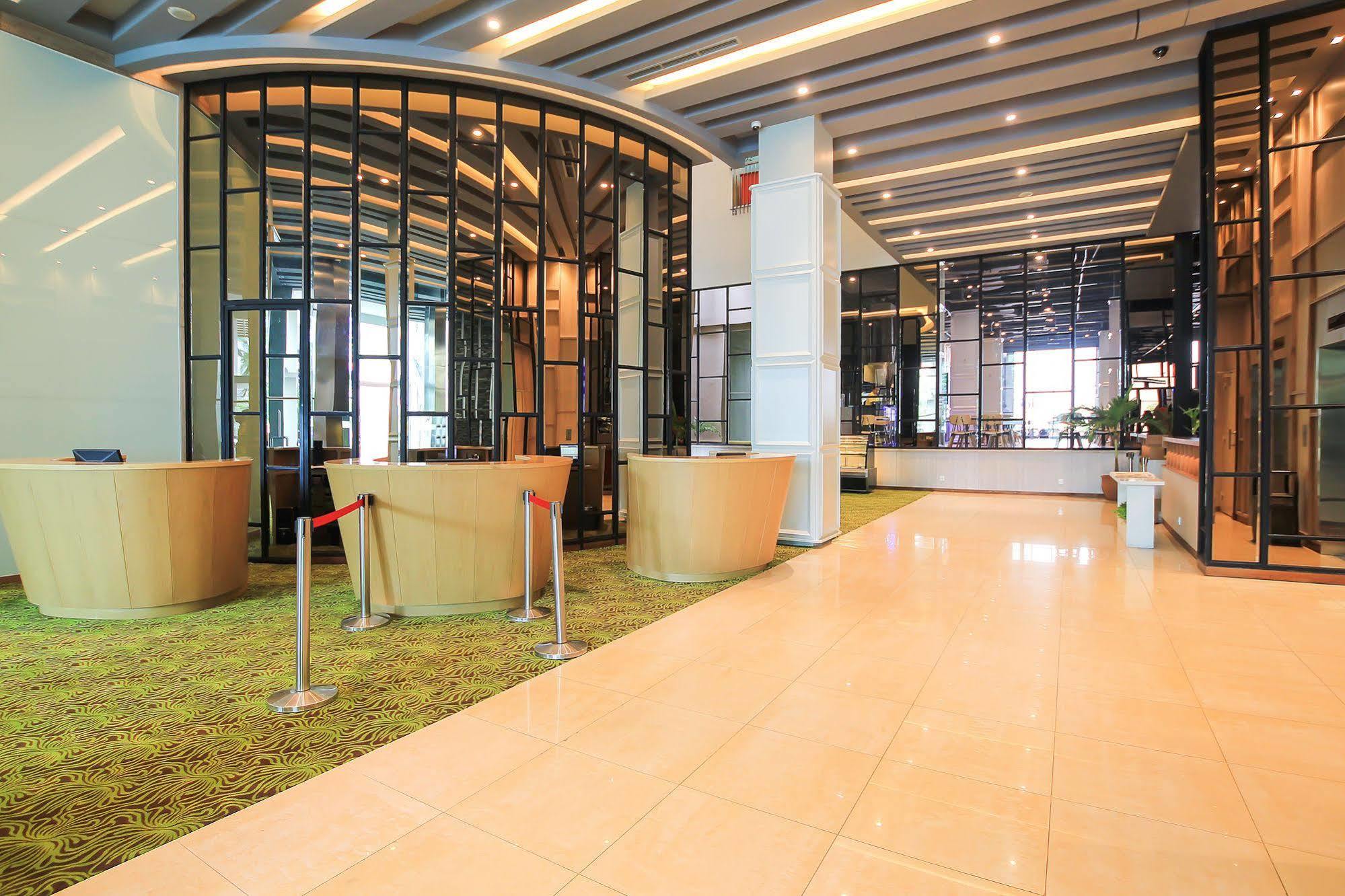 Sparks Life Jakarta, Artotel Curated 4*
