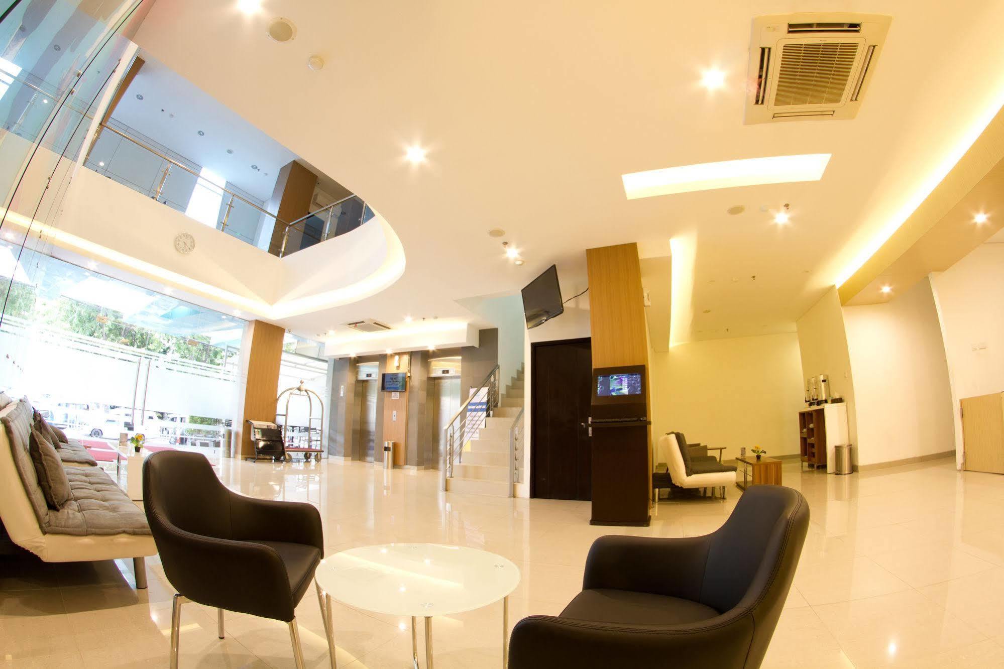 88 Grogol By Wh Hotel Jakarta