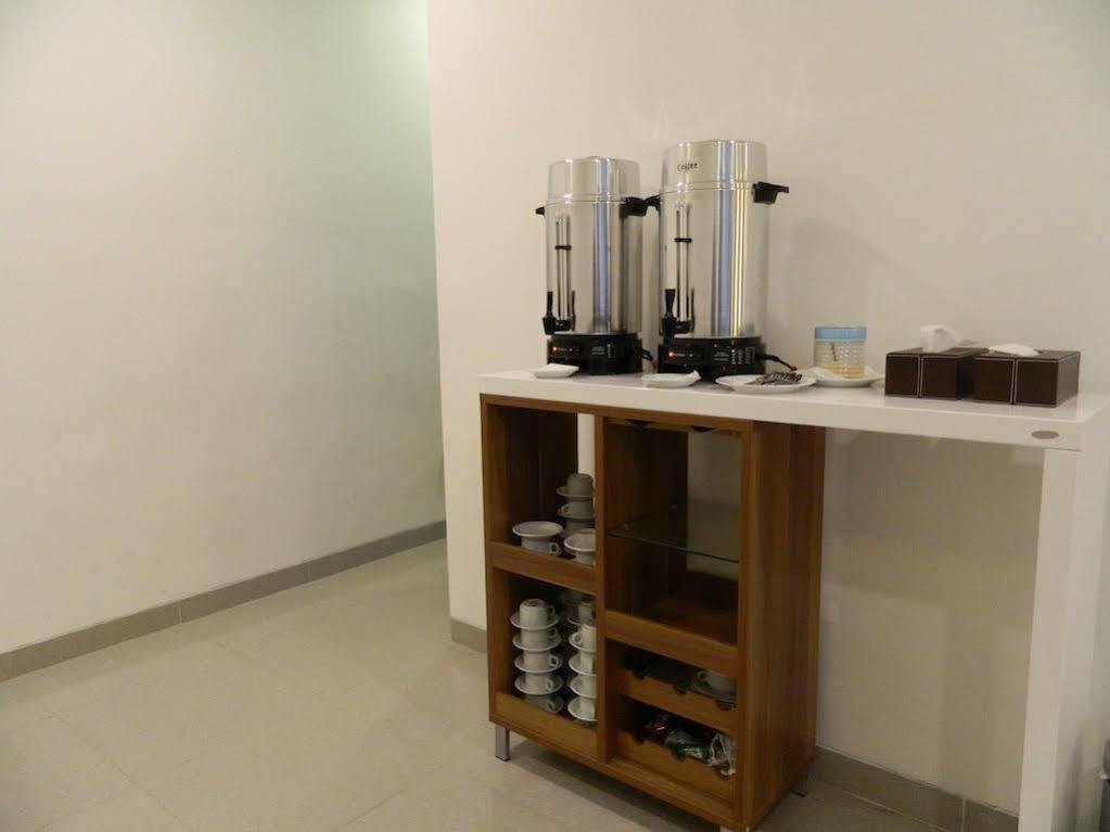 Hotel 88 Grogol By Wh Jakarta