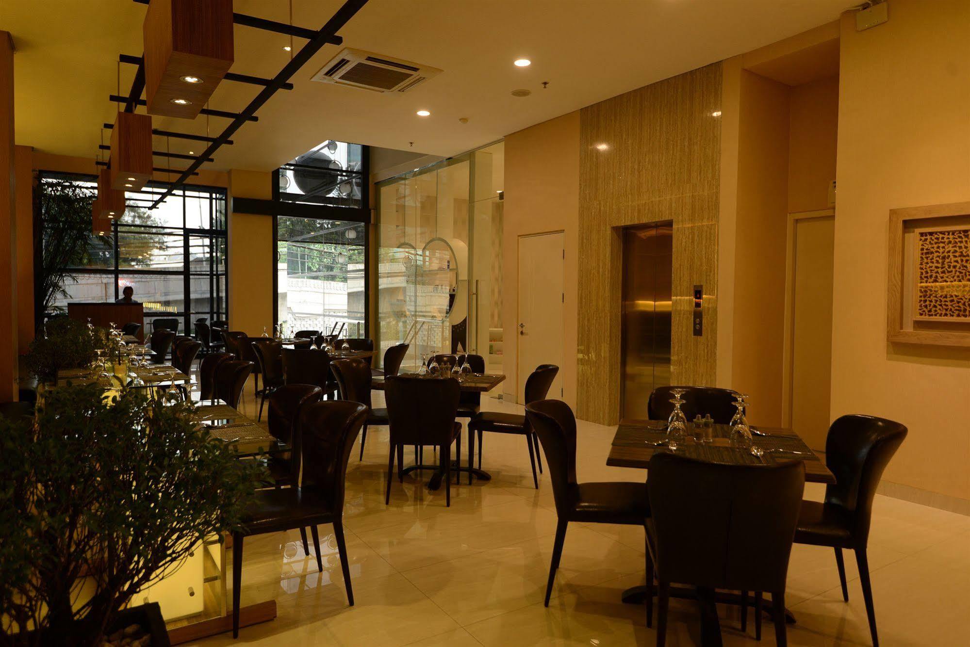 D'cozie By Prasanthi Hotel 2*