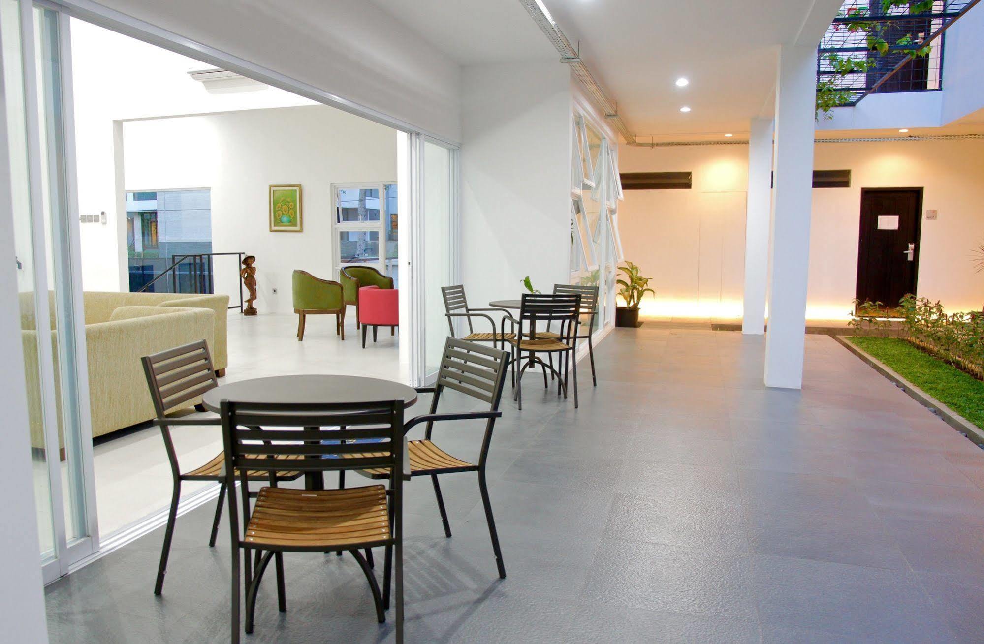 Hotel Ampera Avenue 3*