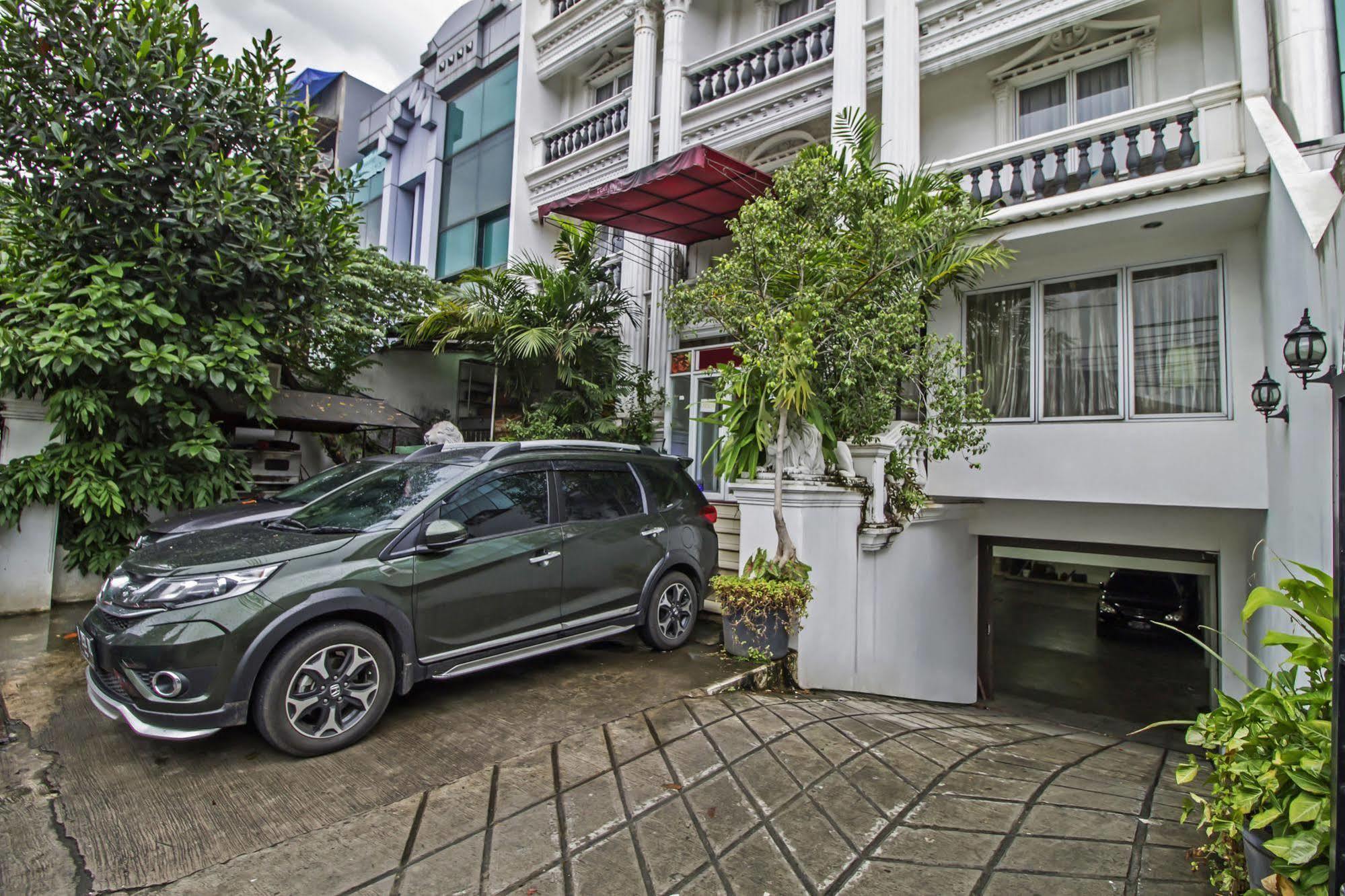 Reddoorz @ Guntur Raya Setiabudi 3* Jakarta