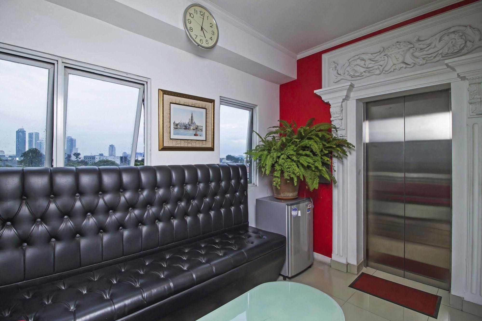 Reddoorz @ Guntur Raya Setiabudi Hotel 3*