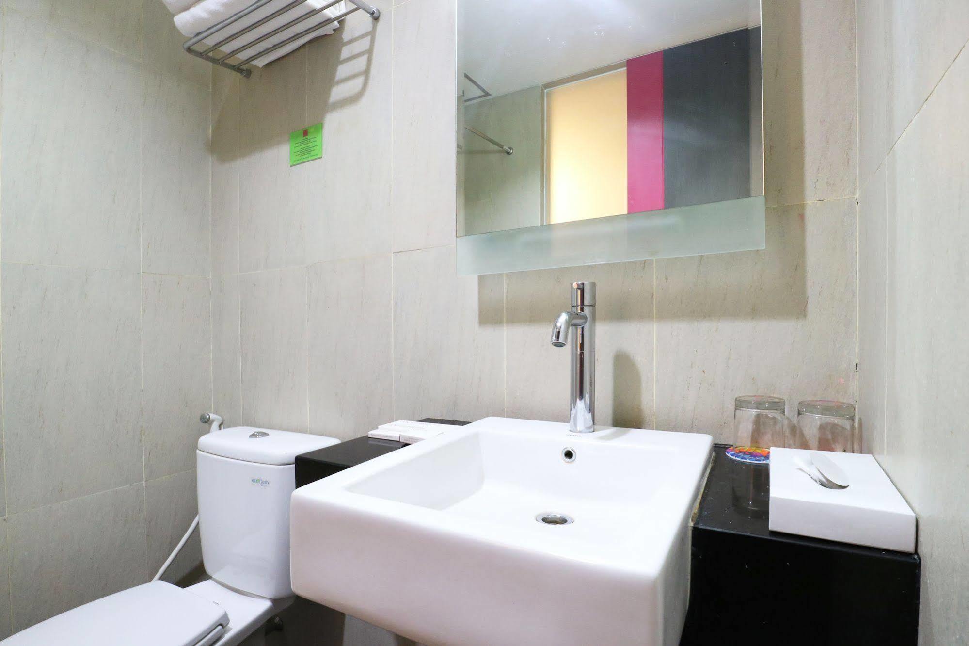 Hotel D'hotel 3*