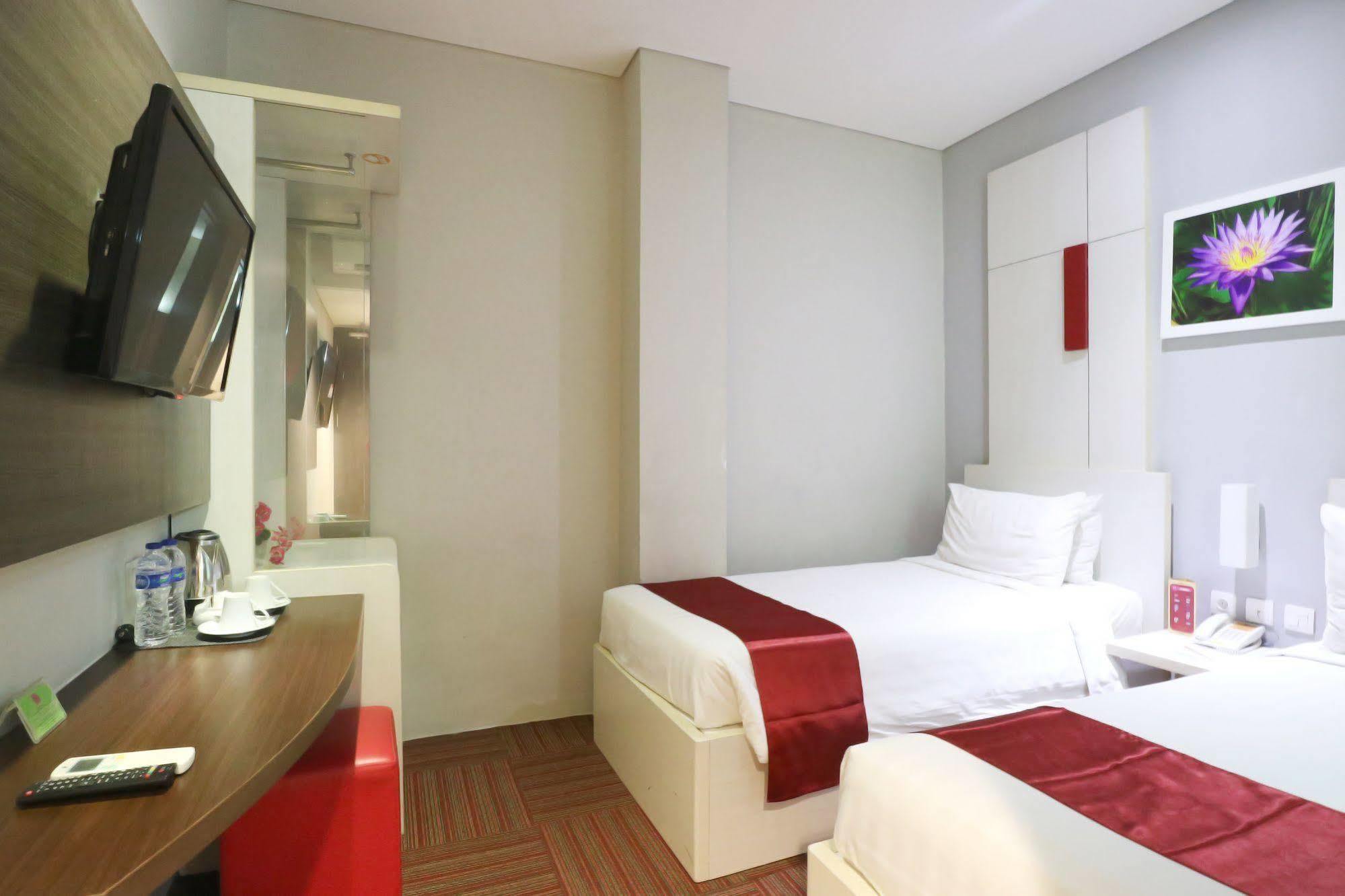 Hotel D'hotel Jakarta