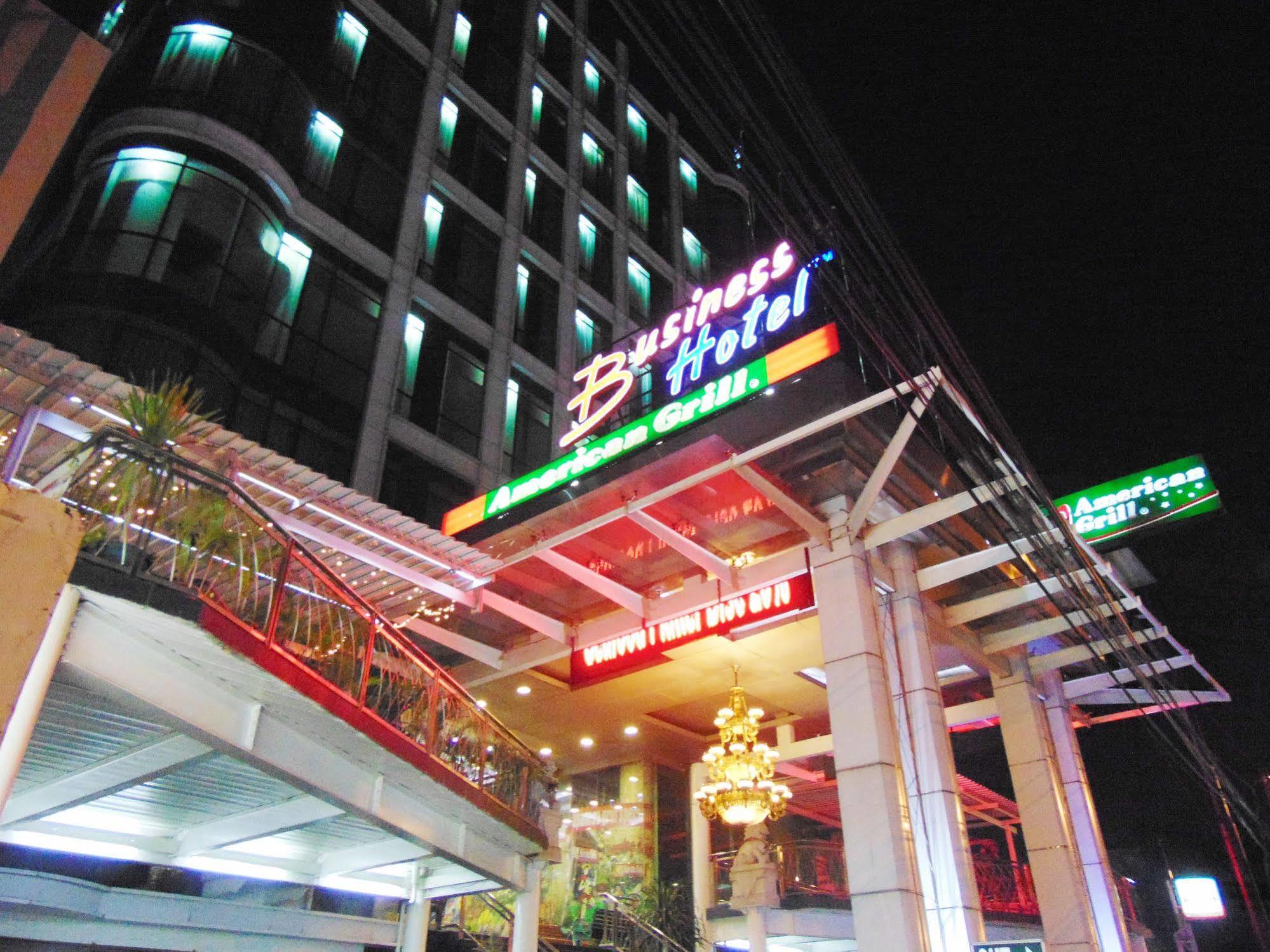 Hotel Business Tomang 3*