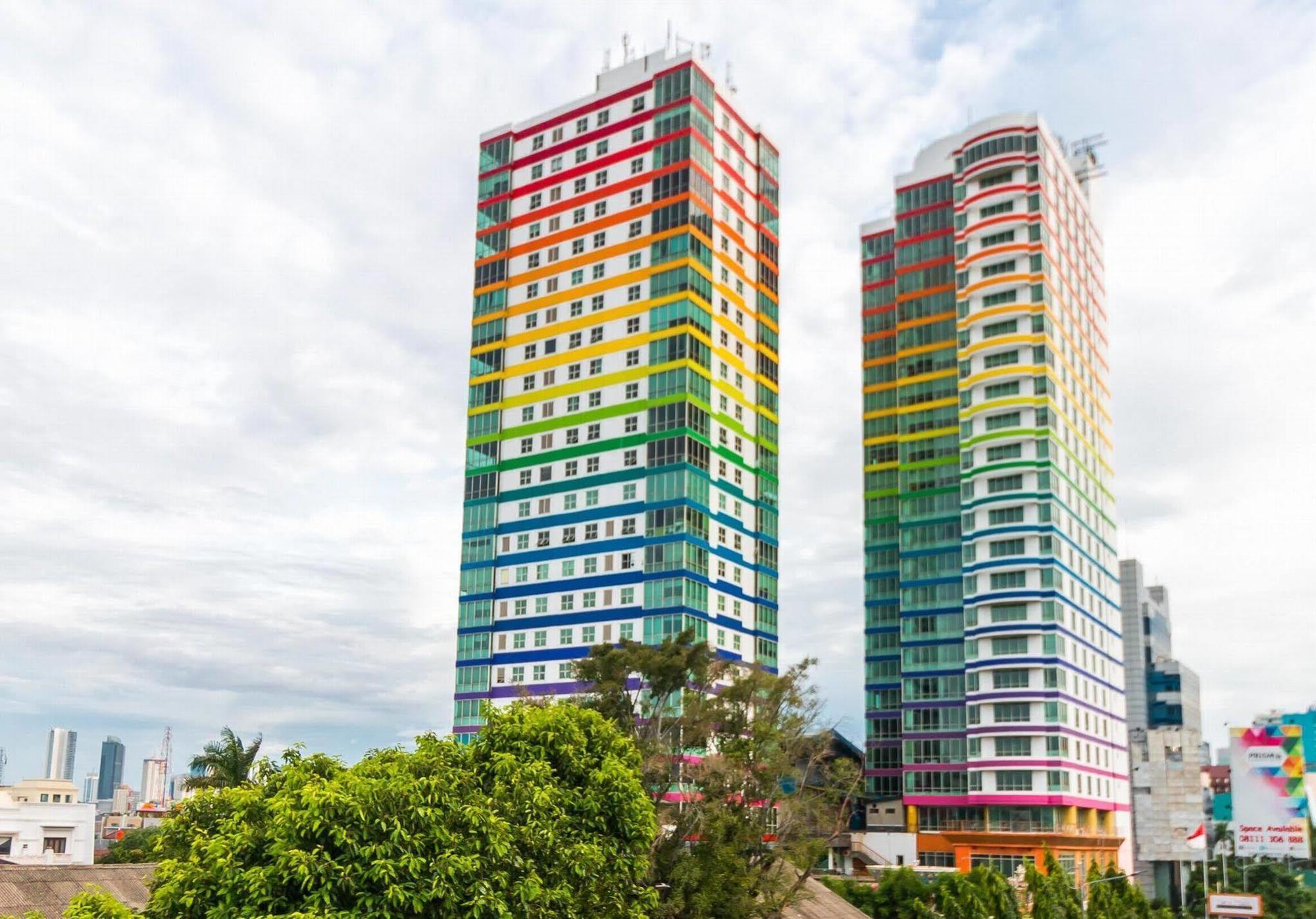 Hotel Twin Plaza 4*