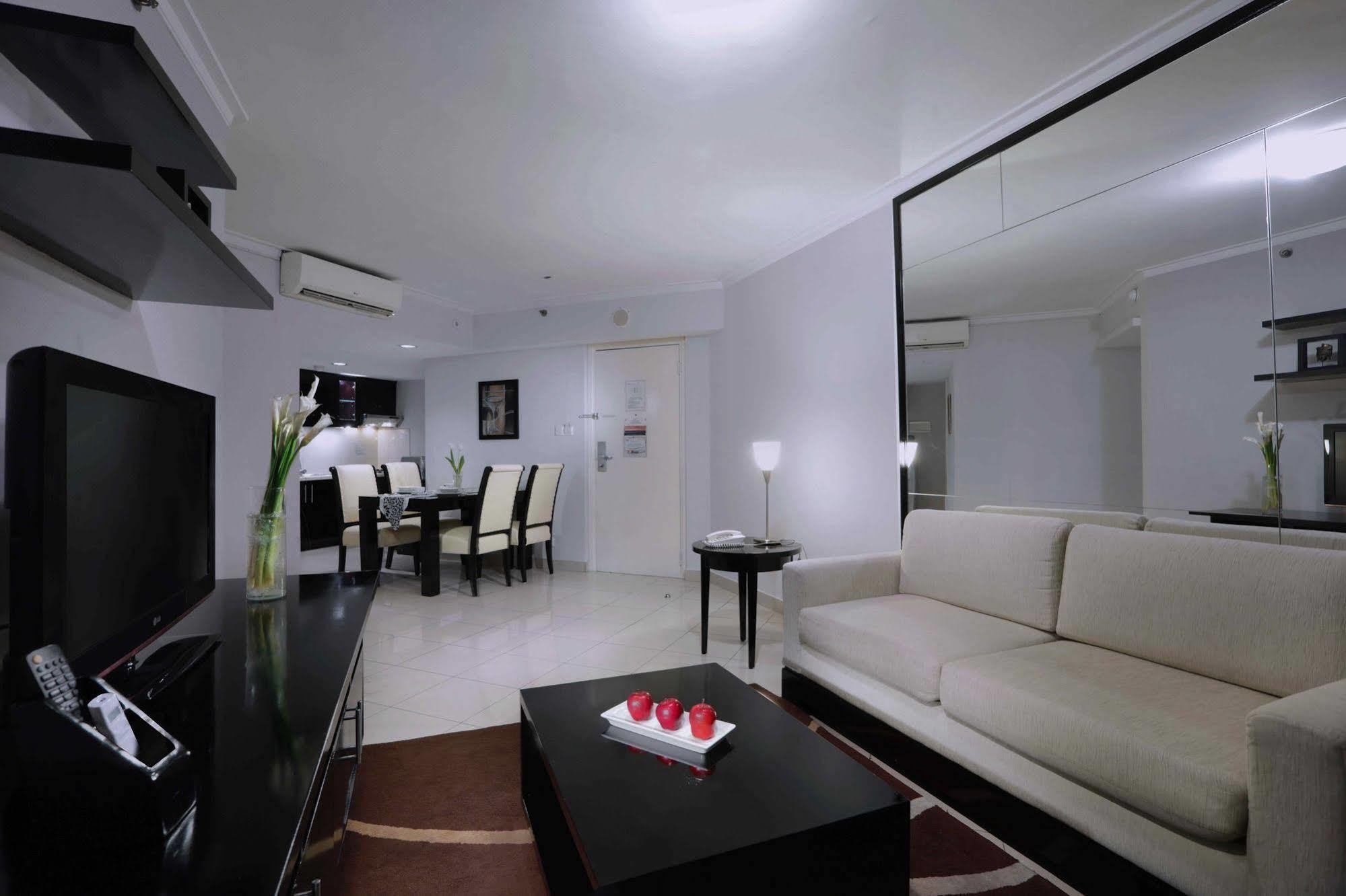 Horison Ultima & Residences Rasuna 4*