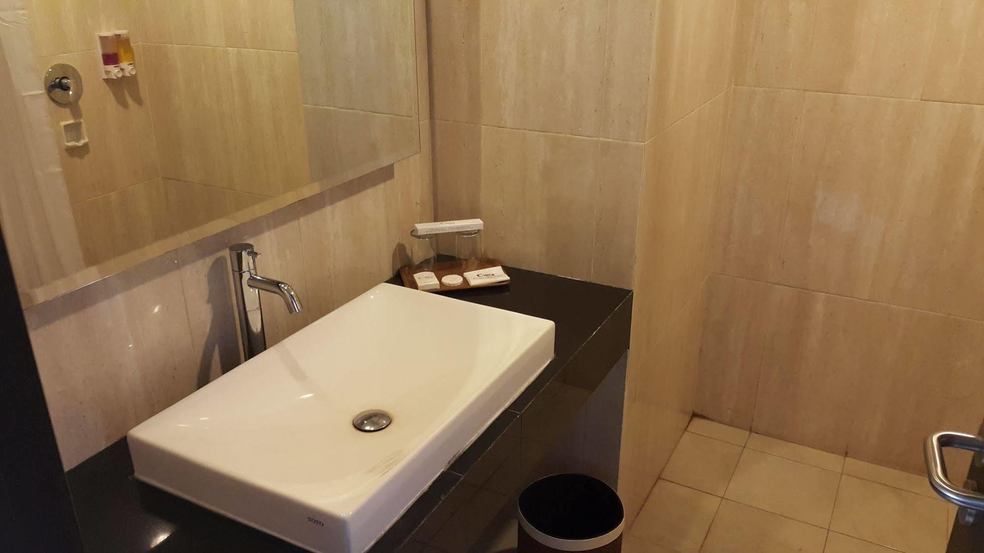 Cipta Pancoran Hotel 3*