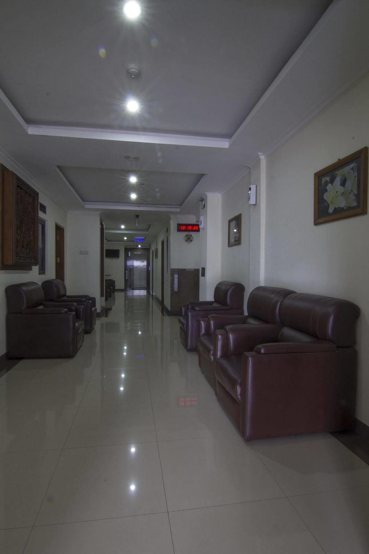 Hotel House Of Arsonia Orchid Jakarta