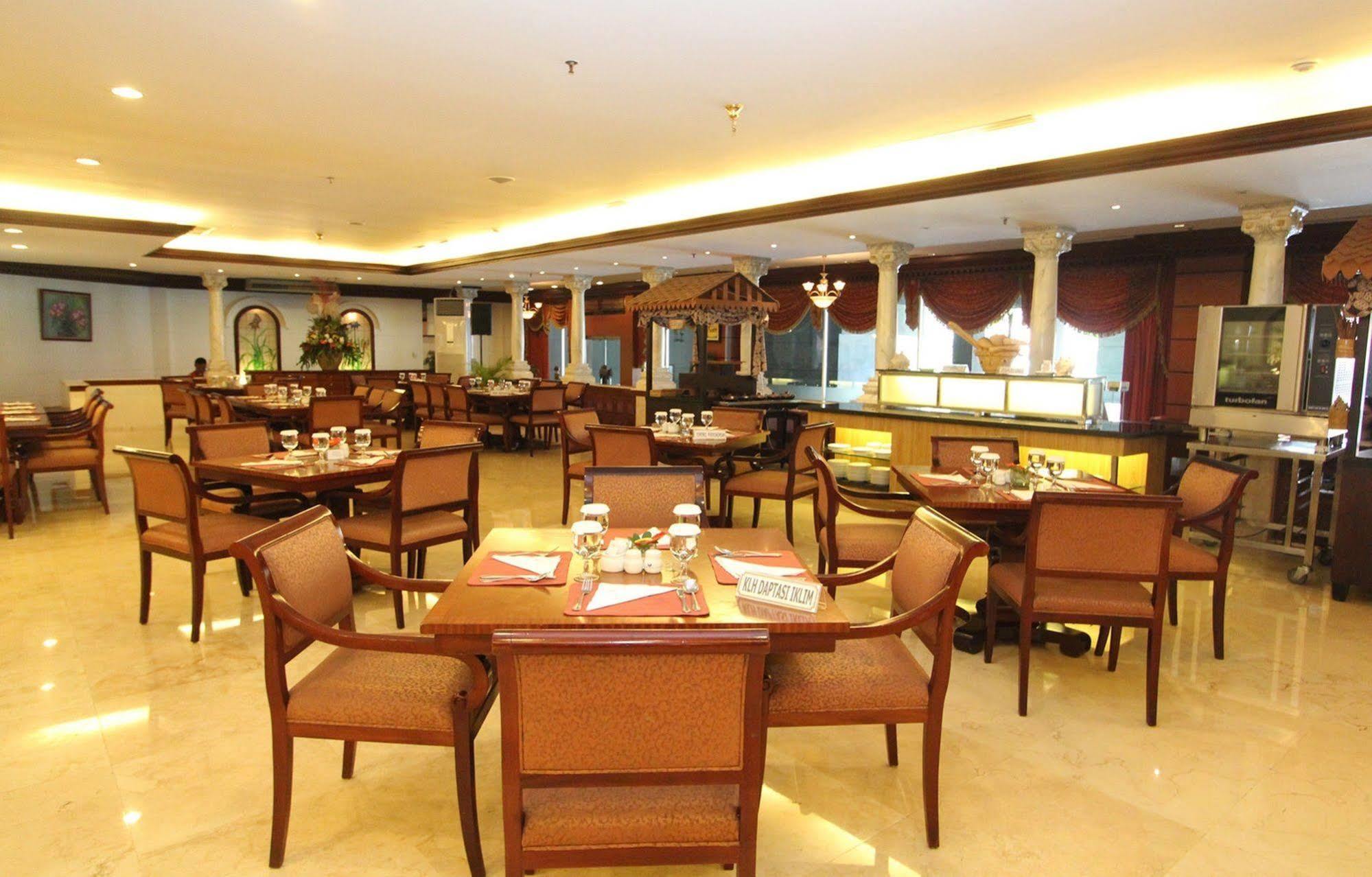Bidakara 4* Jakarta