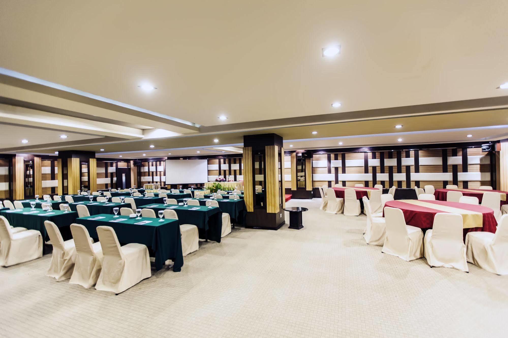 Orchardz Jayakarta Hotel Jakarta