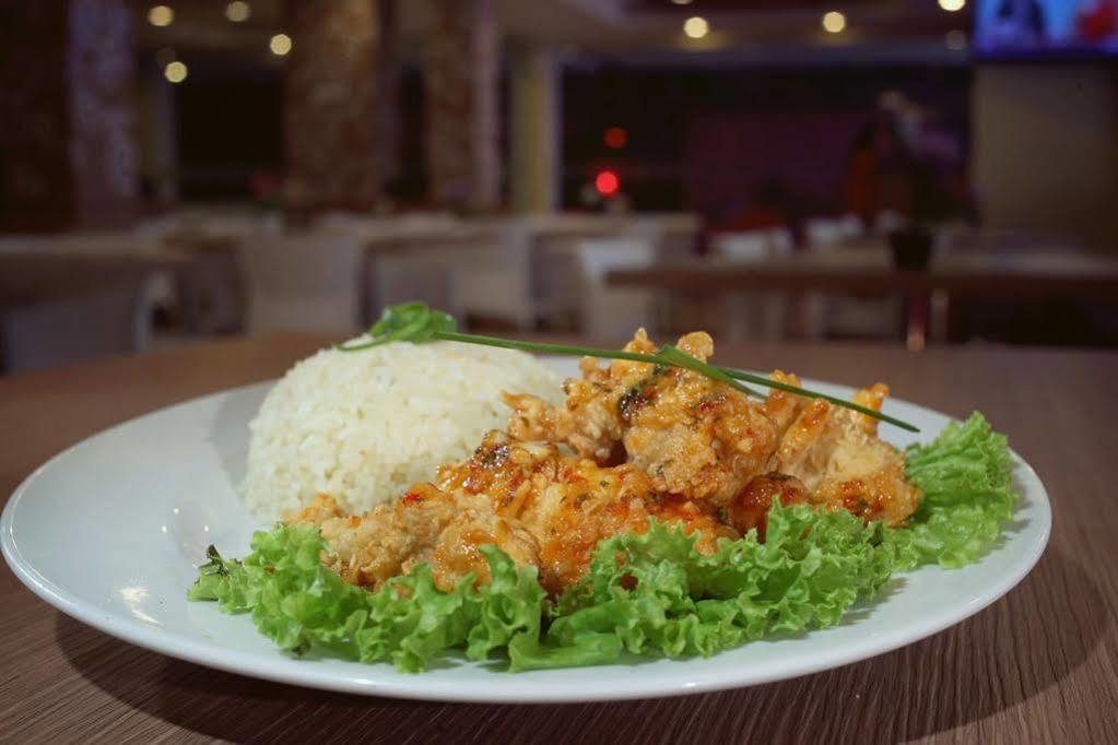 Favehotel Kelapa Gading 3*