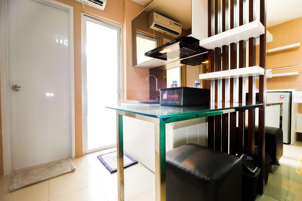 Luxurious 2br Bassura With Mall Access By Travelio