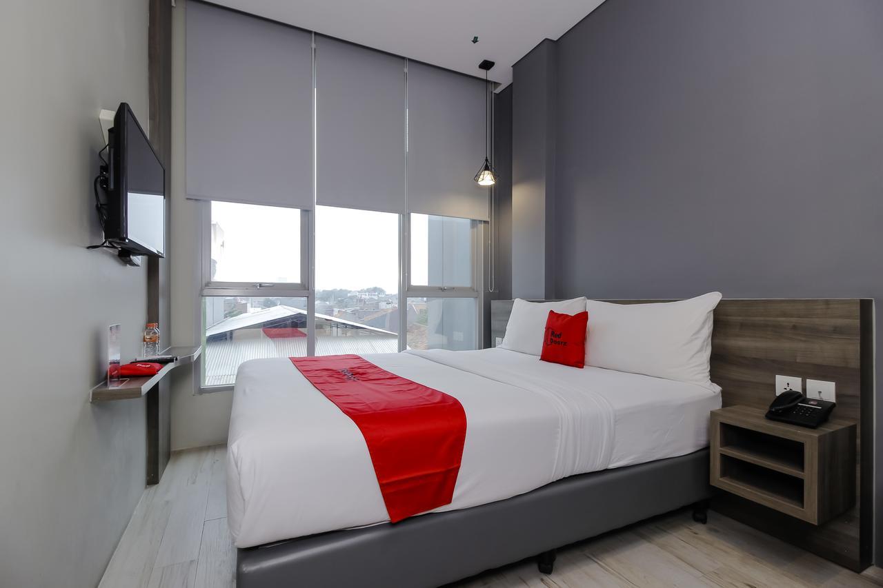 Reddoorz Near Tebet Guest house
