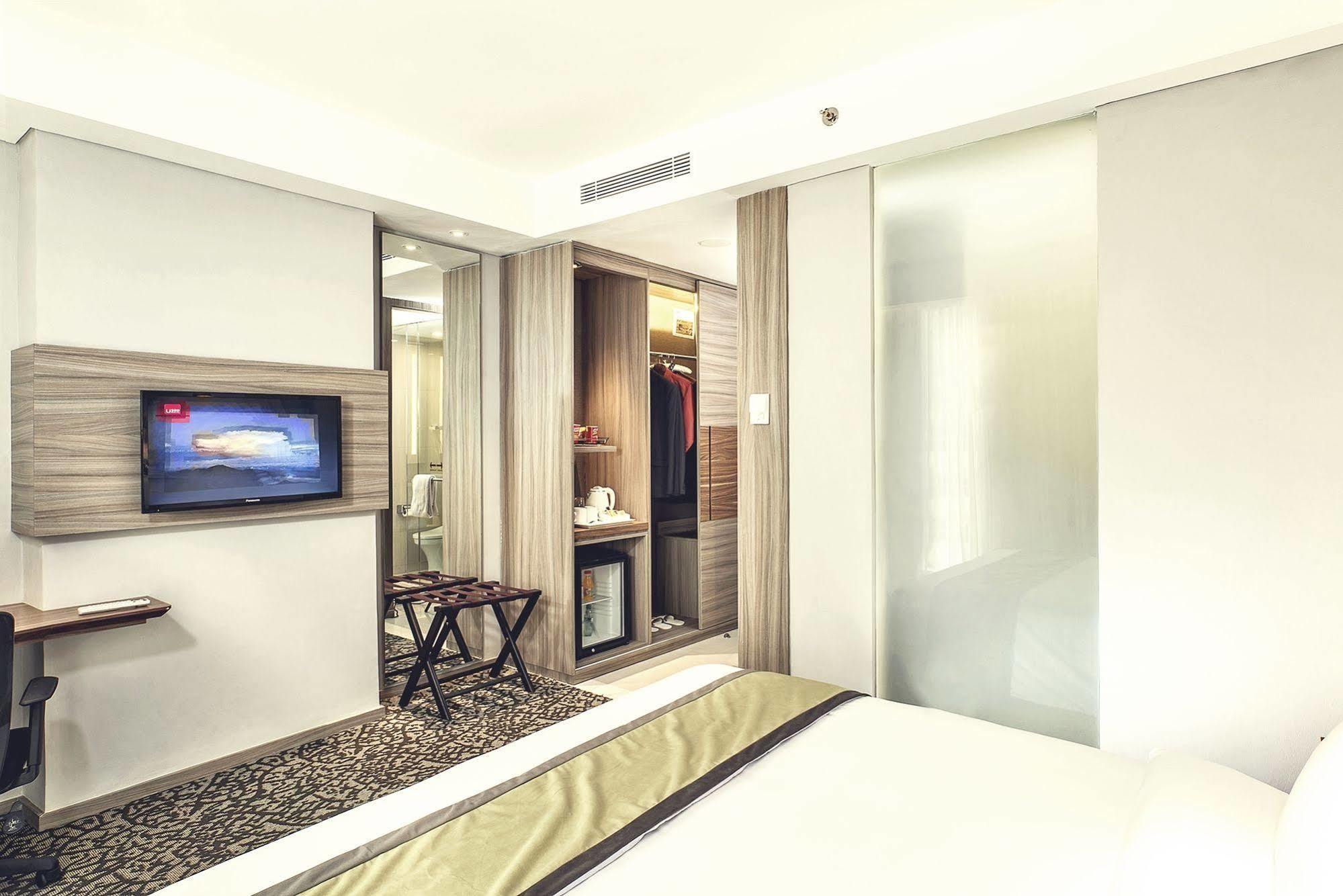 Grandhika Iskandarsyah Khách sạn 4*
