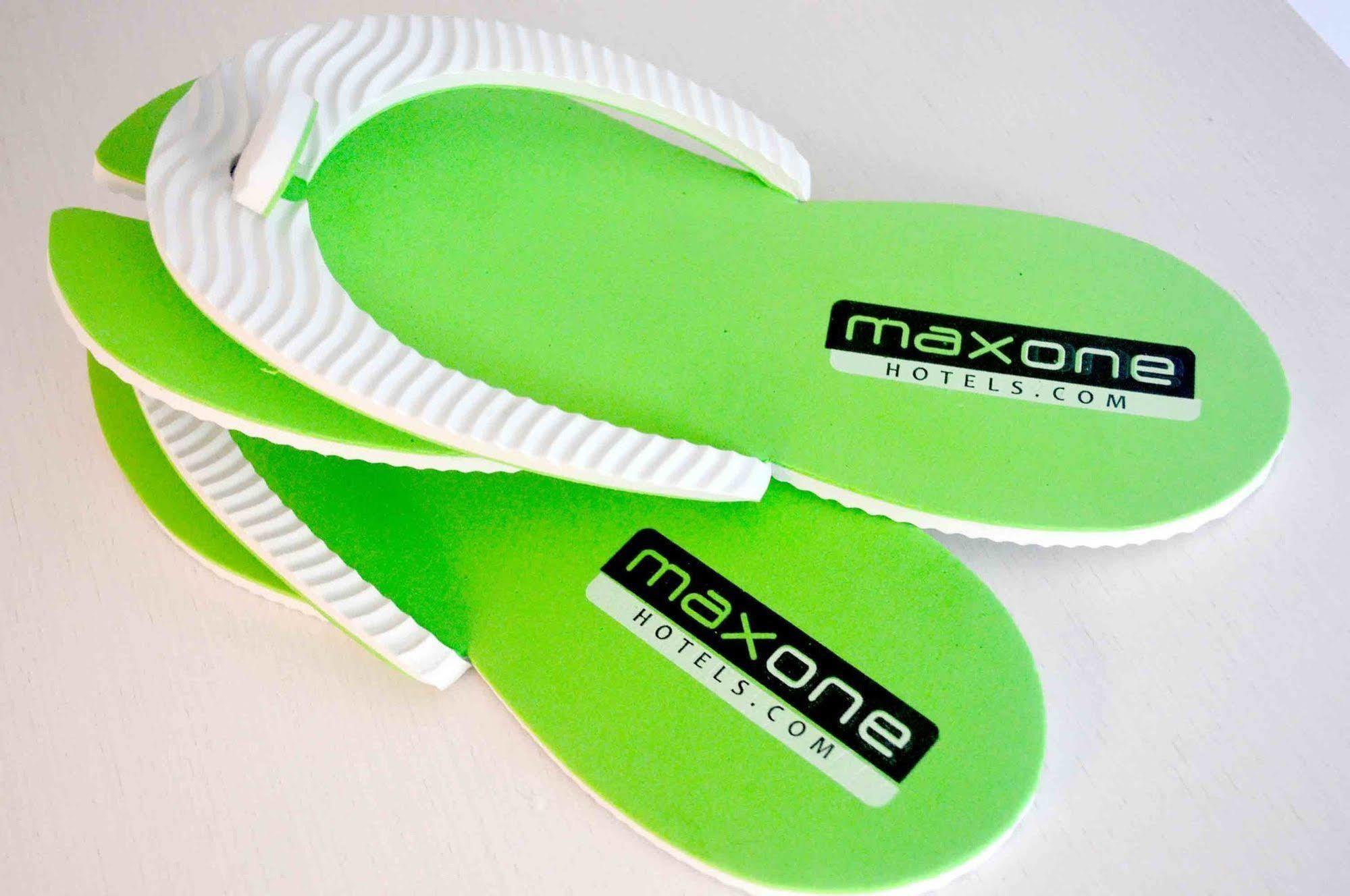 Hotel Maxone Signature Glodok 3*
