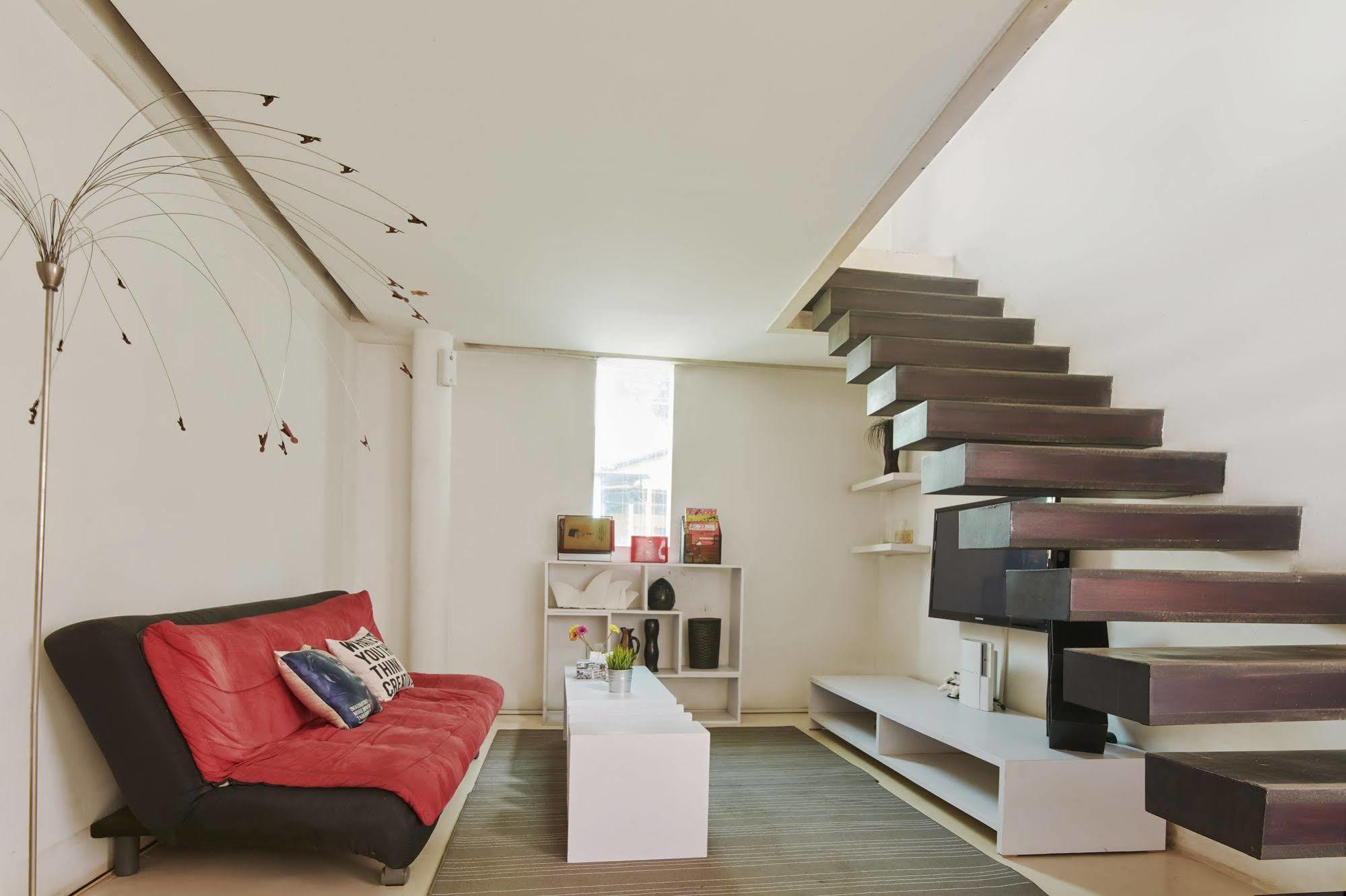 Flat06 Cipete * Jakarta