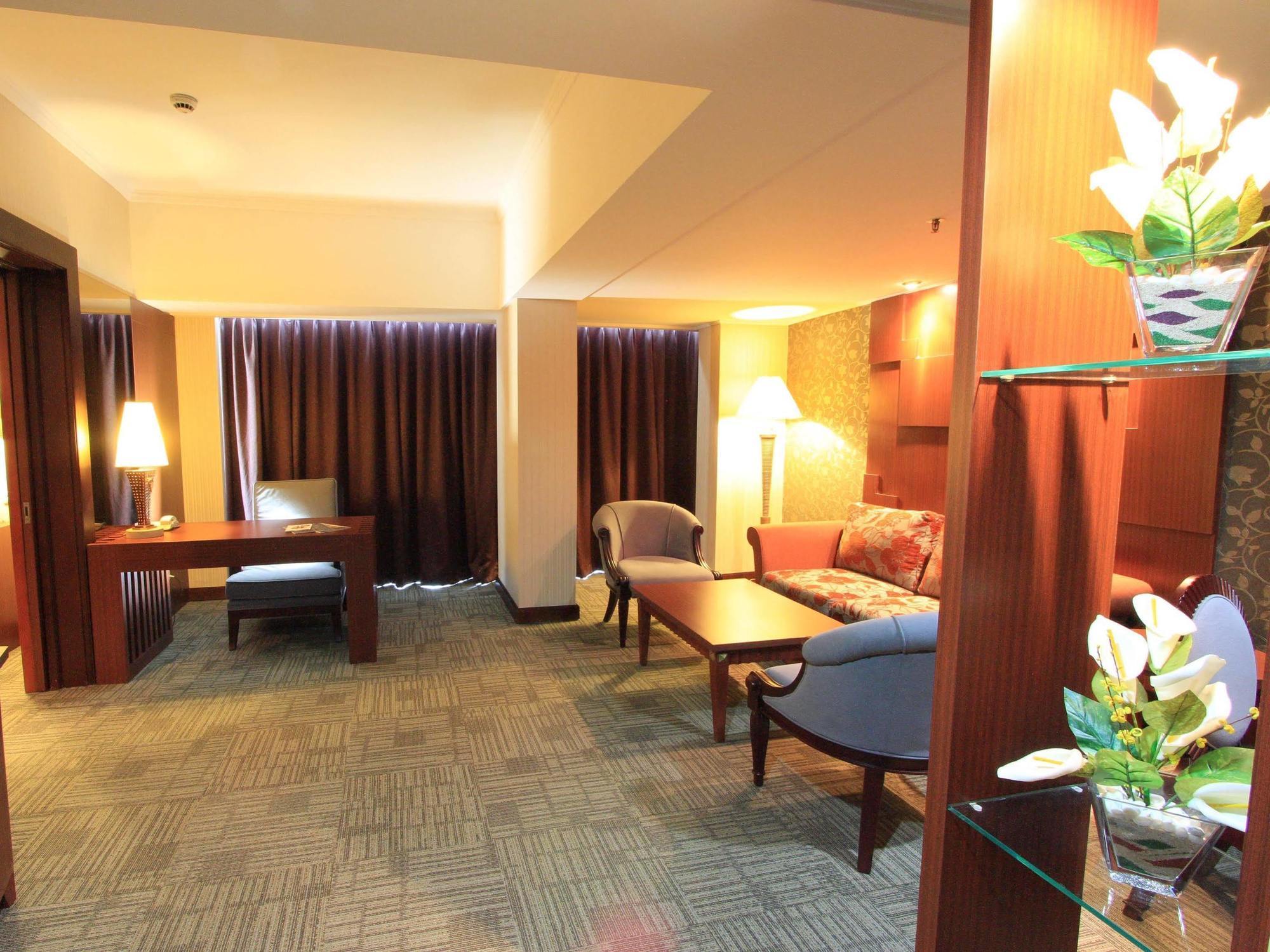 Treva International Hotel