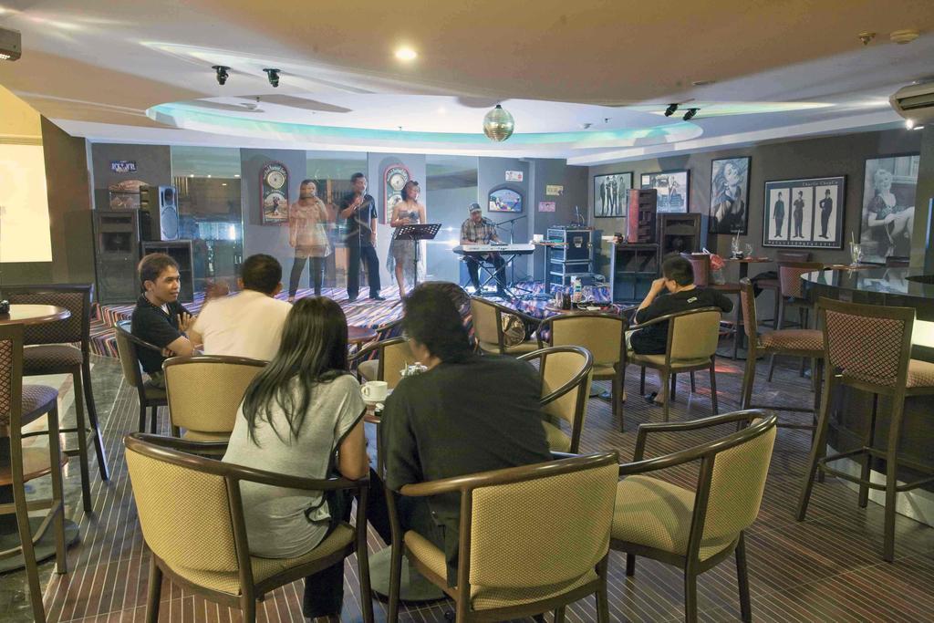 Hotel Losari Roxy Jakarta
