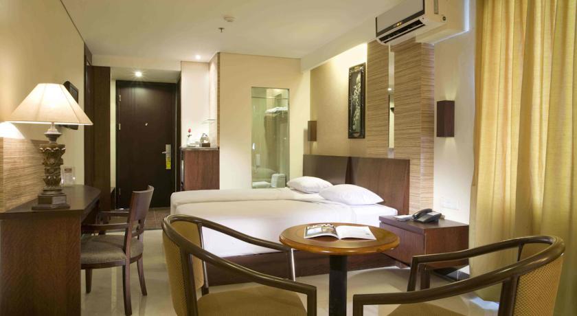 Losari Roxy 3*