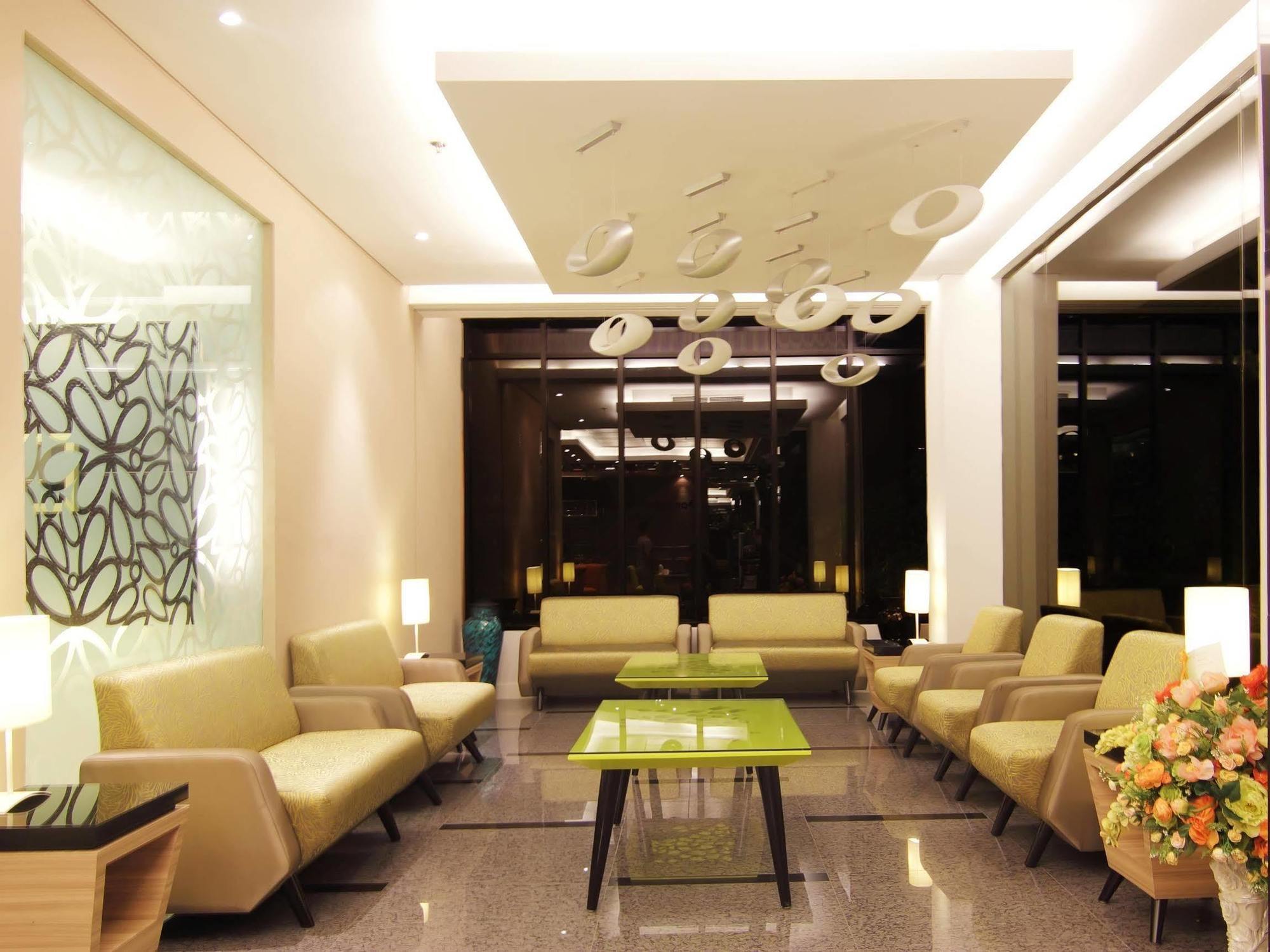 Royal 3*