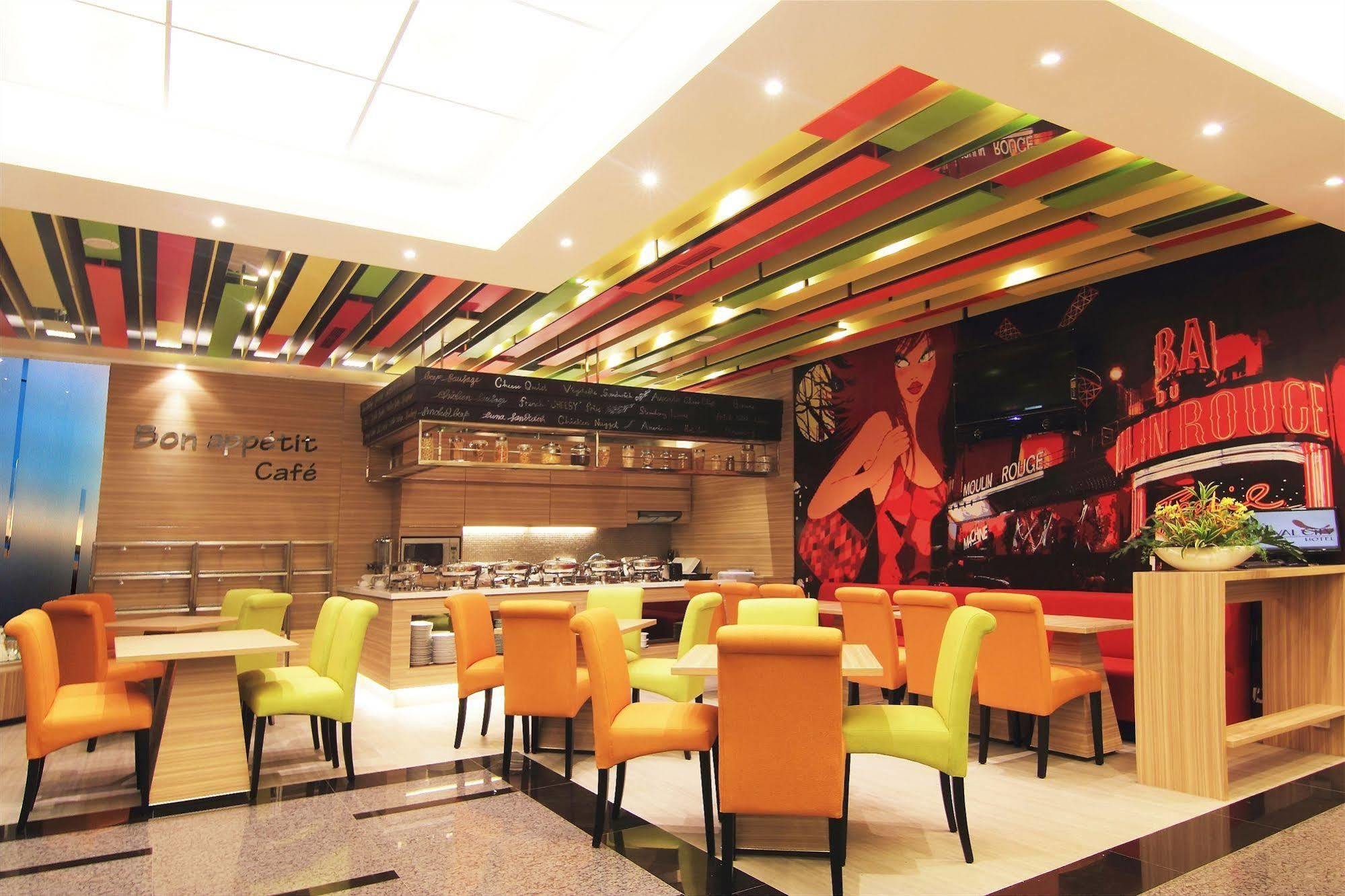 Hotel Royal 3*