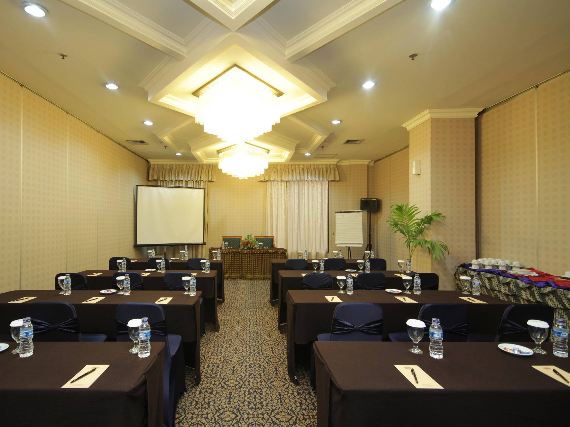 Maharadja 3* Jakarta