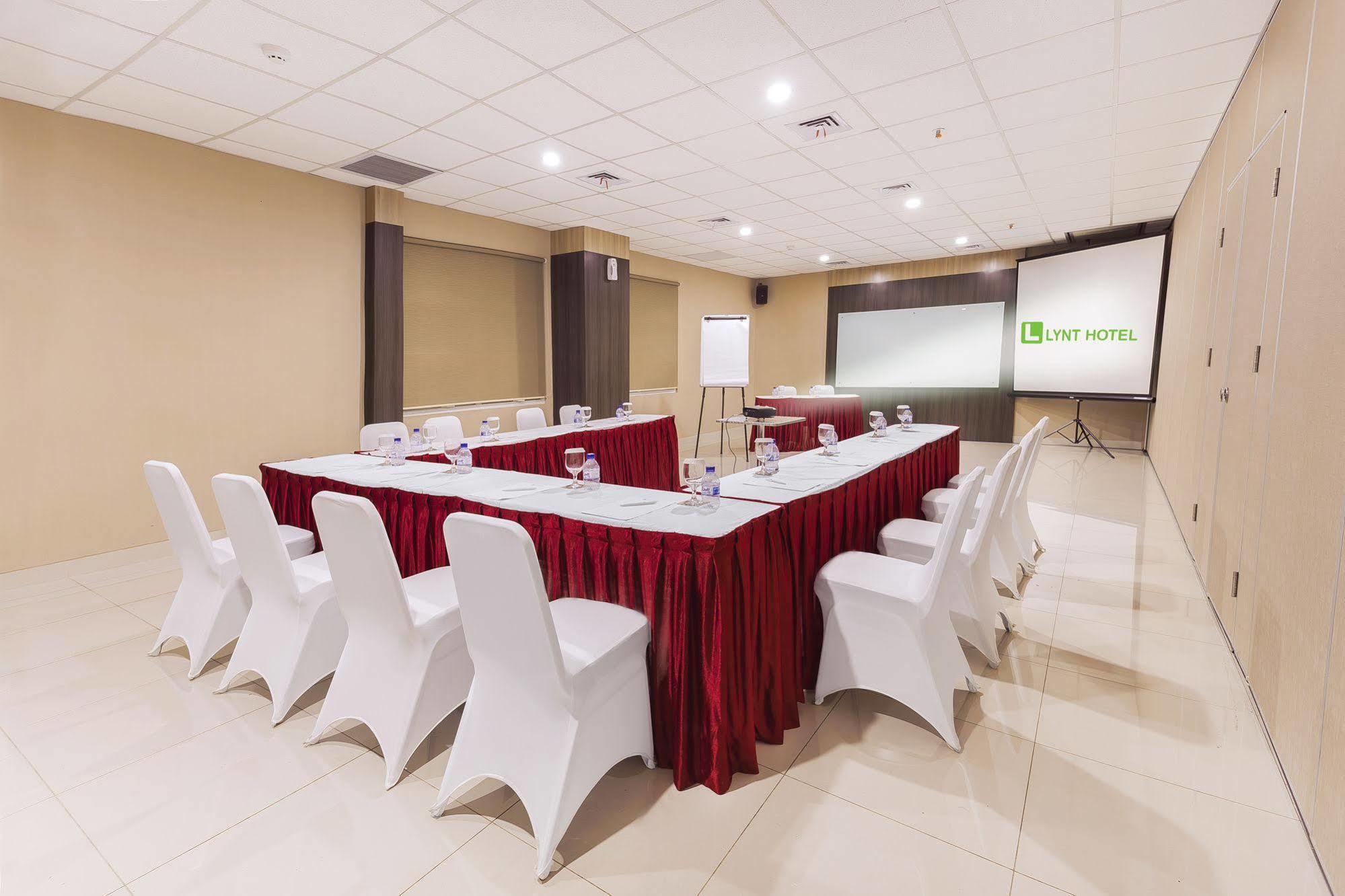 Hotel Lynt Jakarta