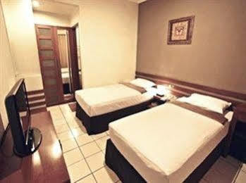 N Hotel