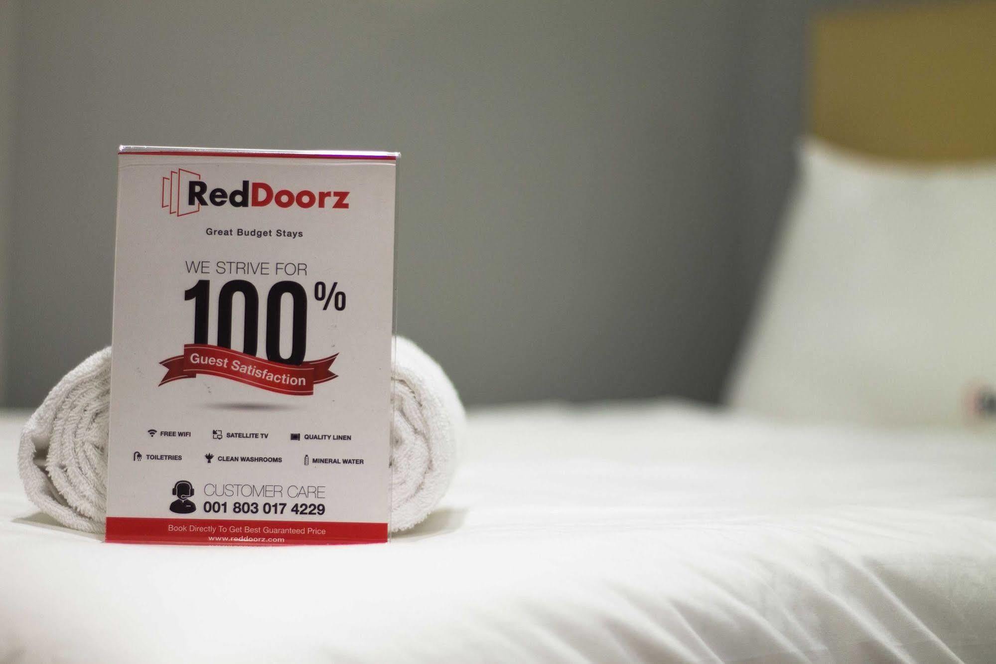 Reddoorz @ Blok A Guest house 2*