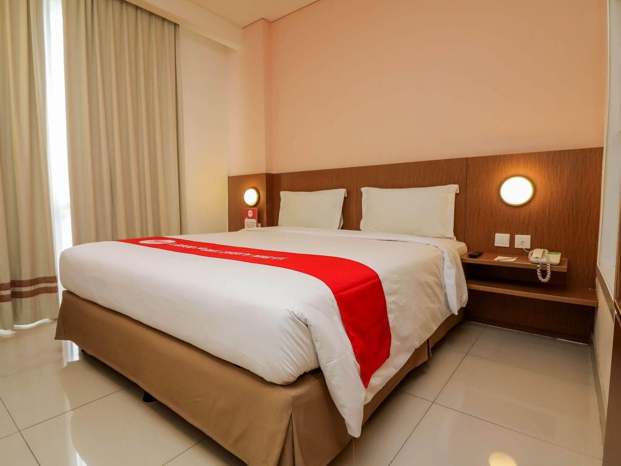 Hotel Nida Tebet Pancoran Statue Dukuh Patra Raya 3*