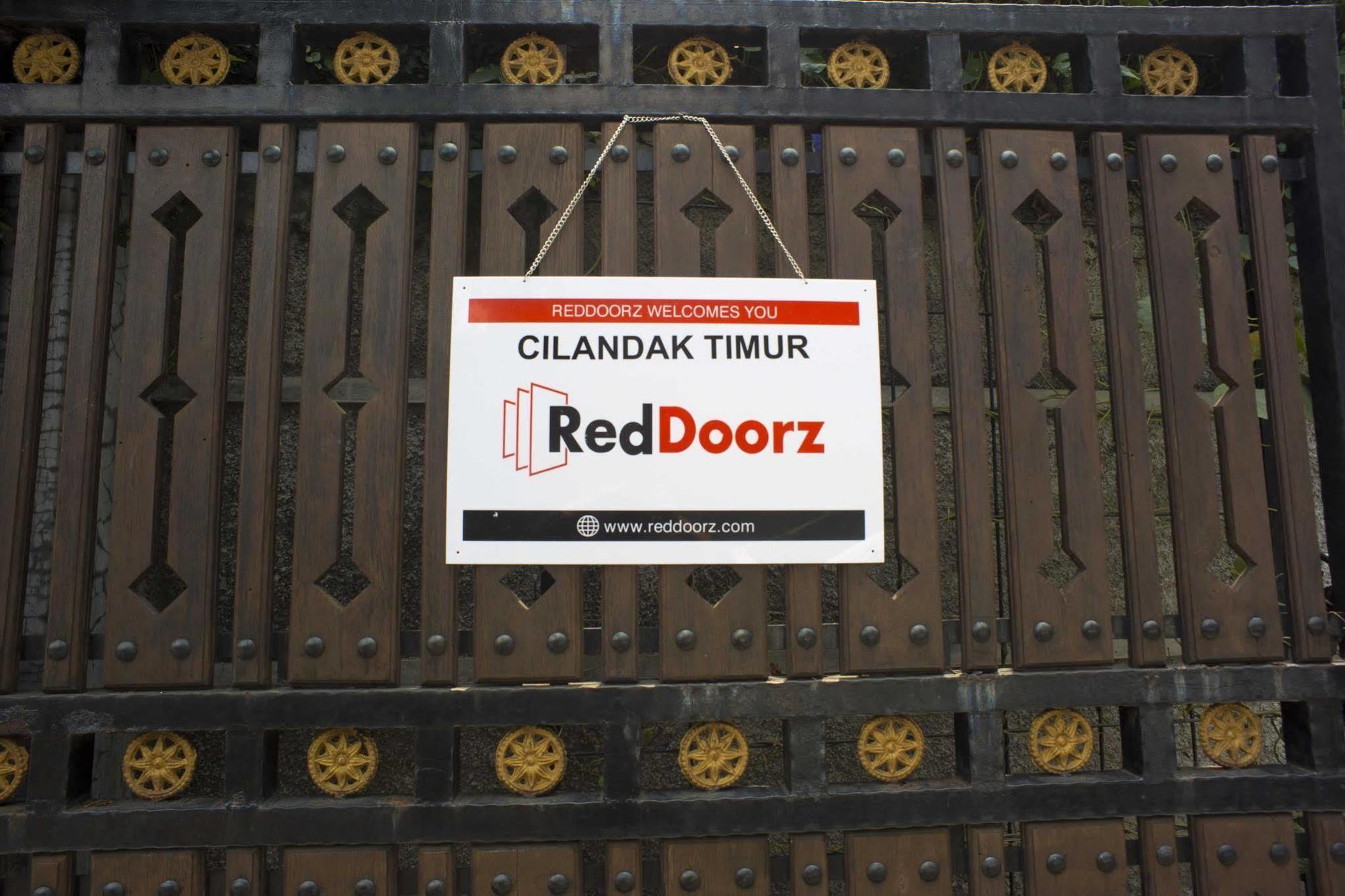 Reddoorz @ Cilandak Timur Jakarta