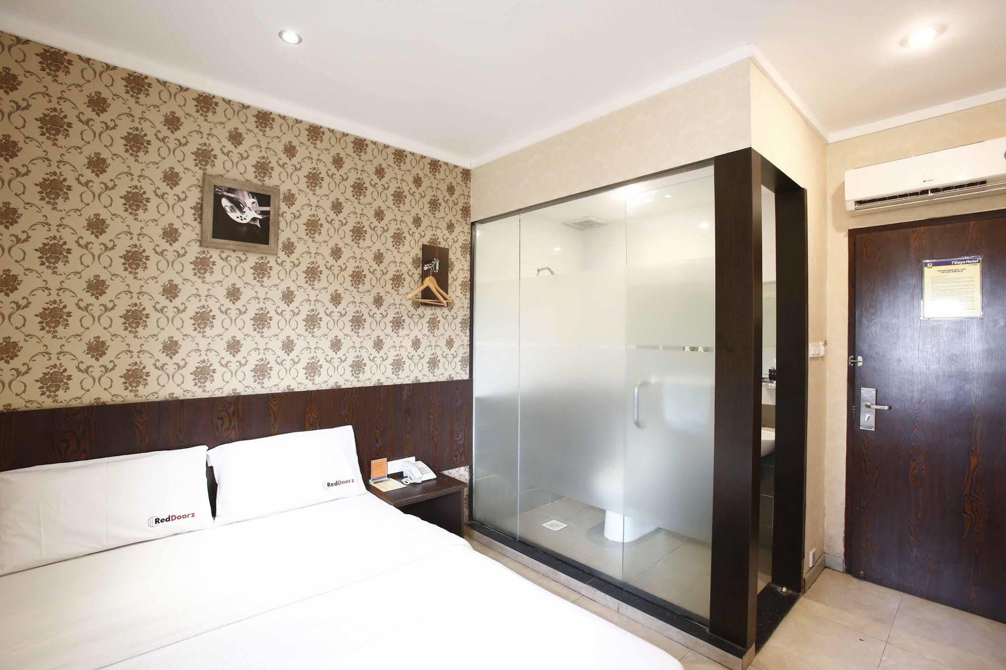 Reddoorz @ Gajah Mada Guest house Jakarta