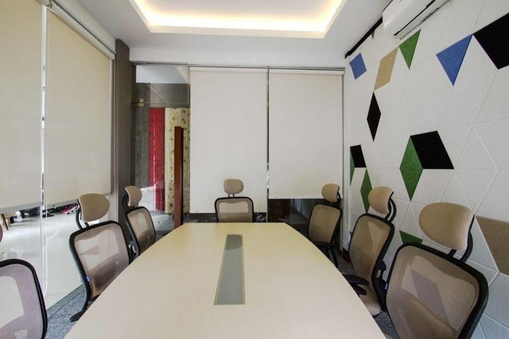 Sawana Suites Hotel Jakarta