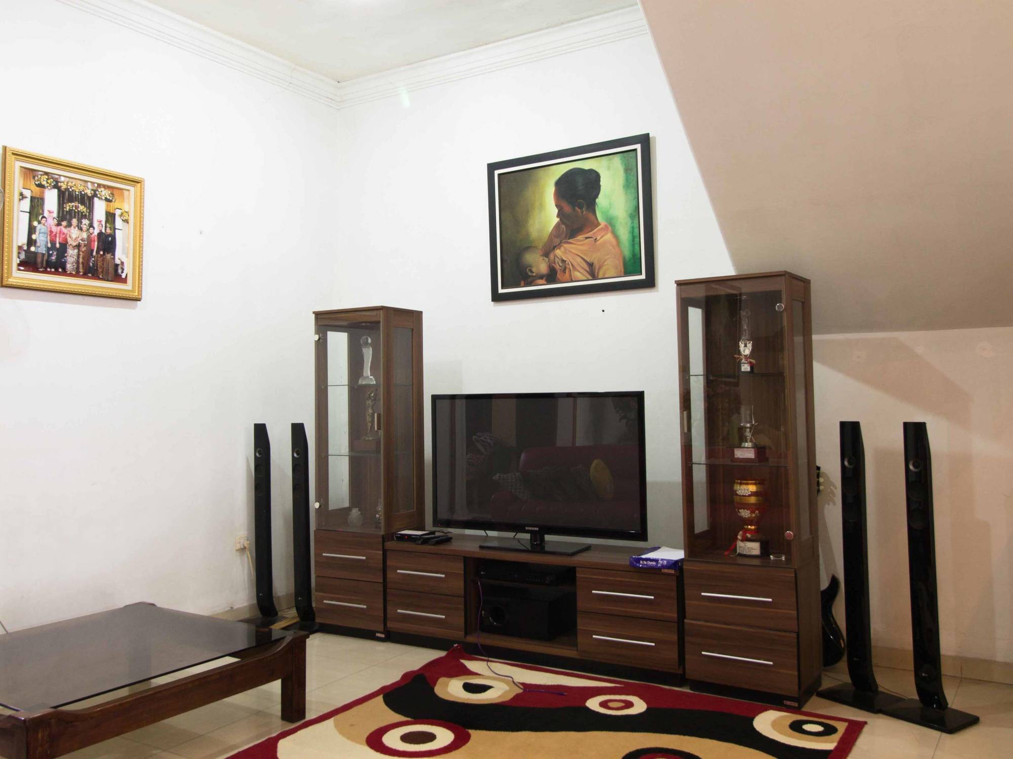 Reddoorz Near Tmii Guest house Jakarta