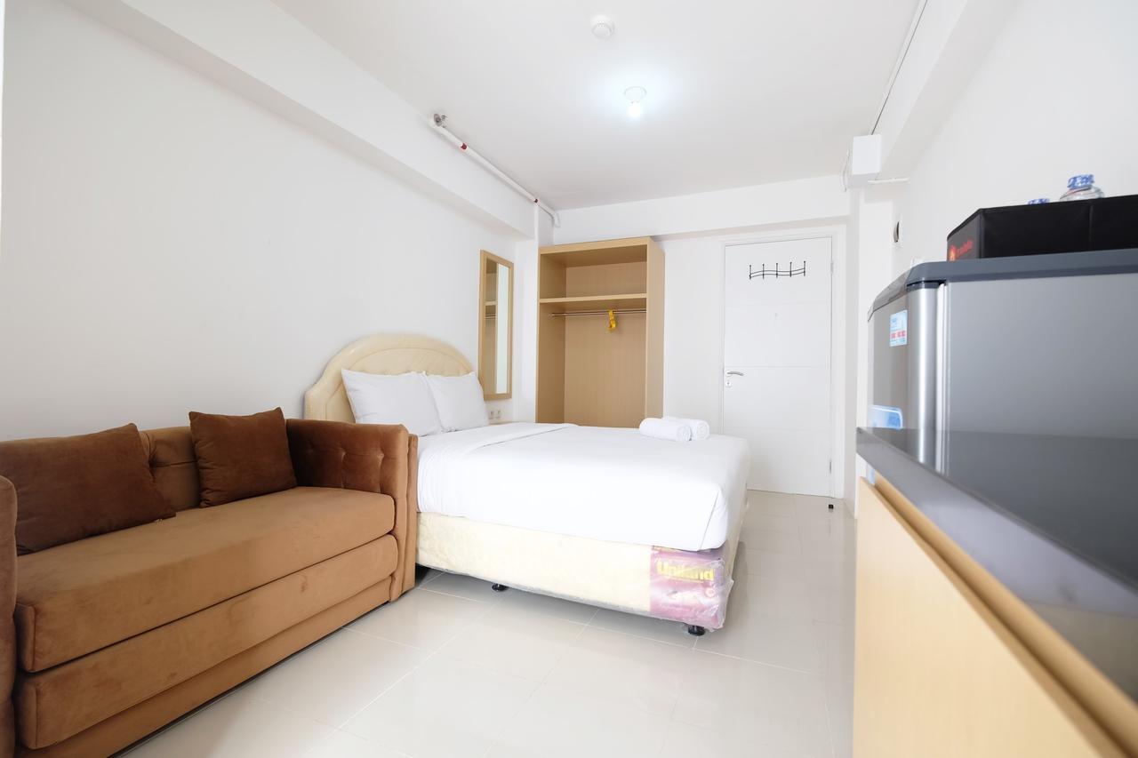 Apartment Affordable With Sofa Bed At Bassura By Travelio *
