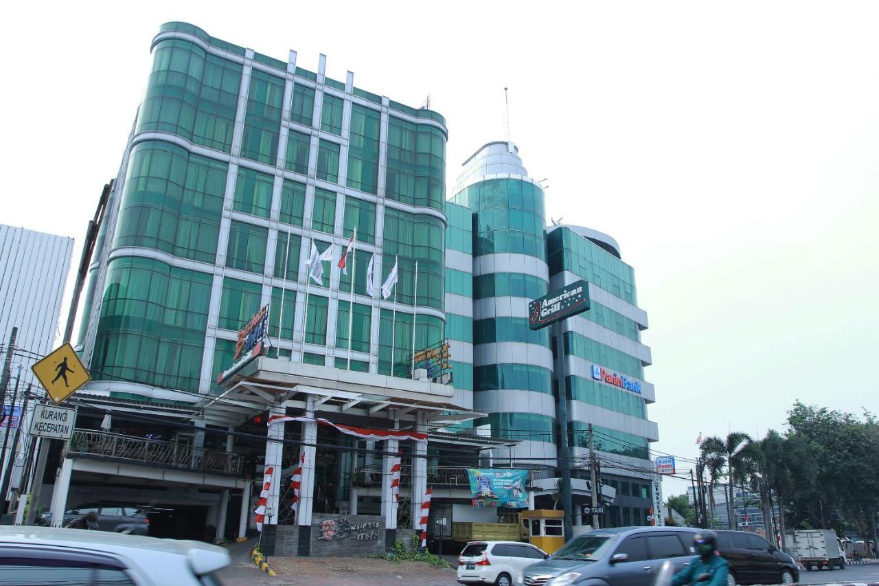 Hotel Business Tomang