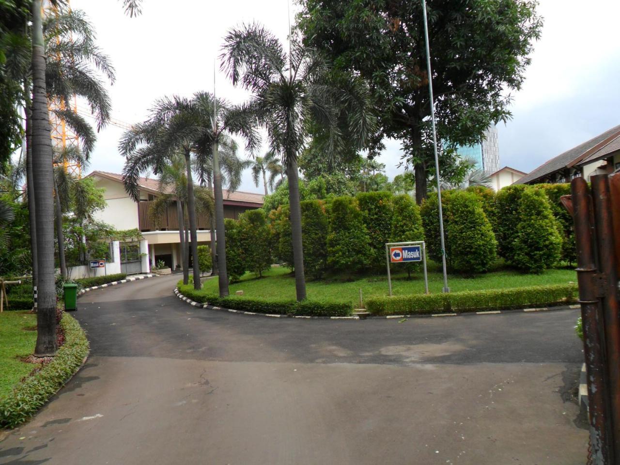 Khách sạn C'one Cempaka Putih