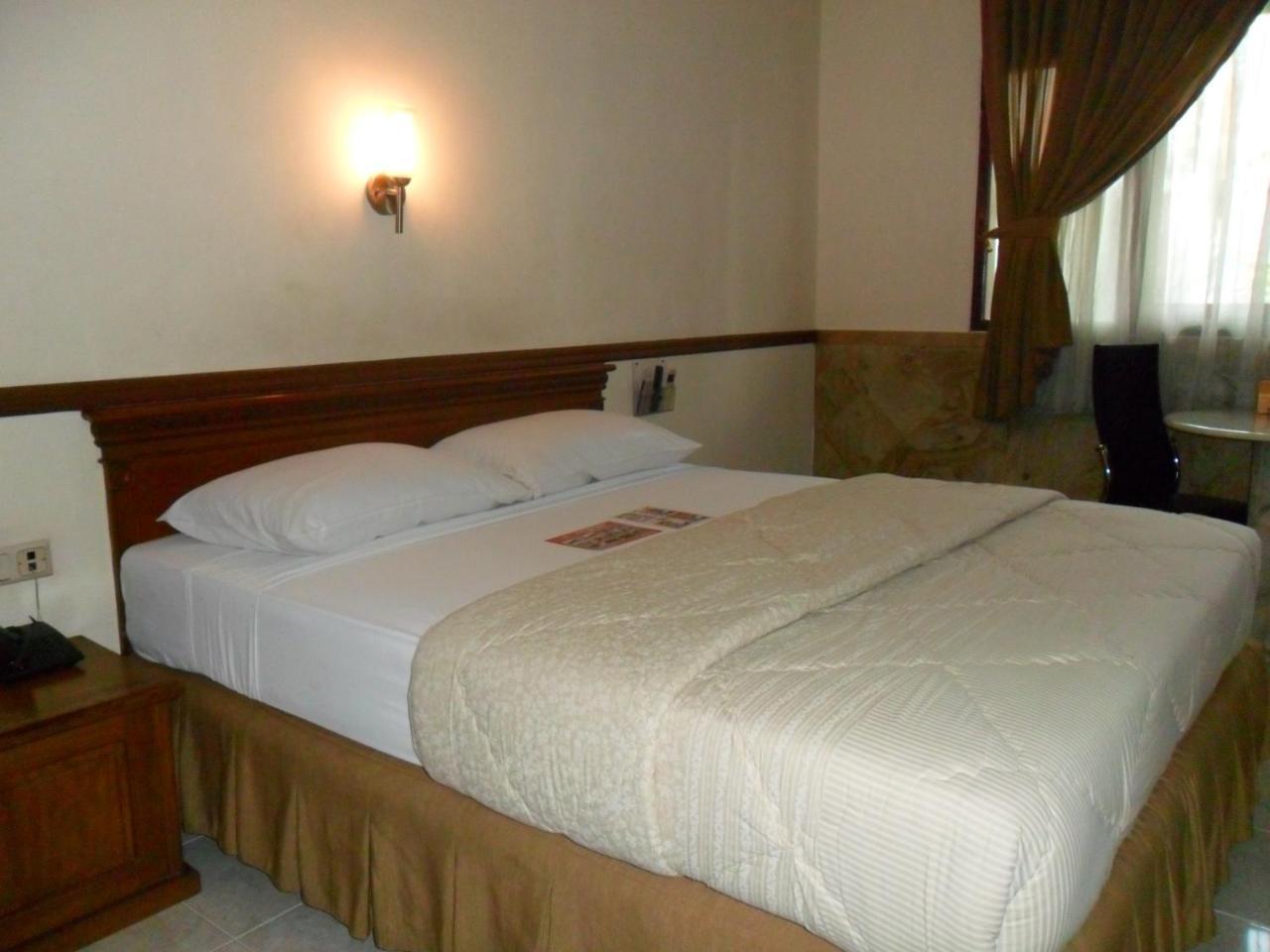 Khách sạn C'one Cempaka Putih Jakarta