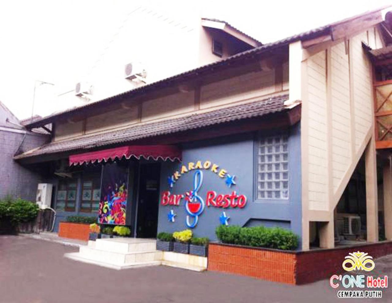 C'one Cempaka Putih Khách sạn