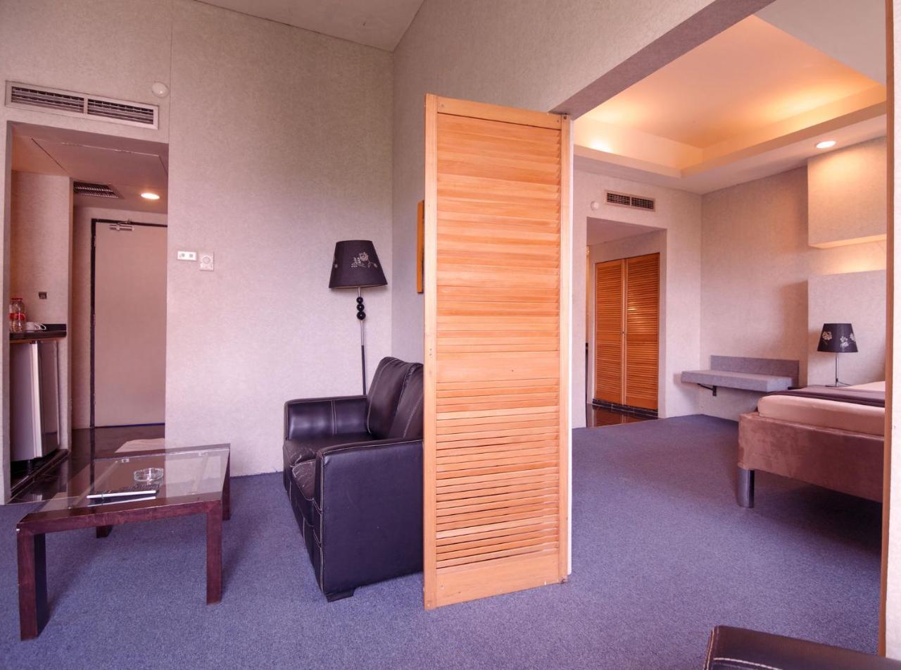 Hotel Peninsula Mangga Besar Hotel