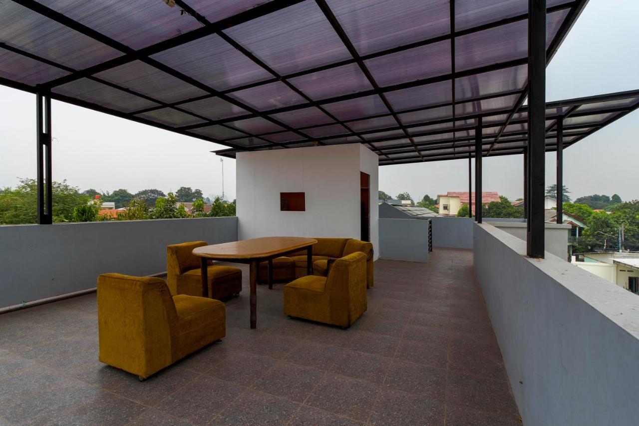 Guest house Reddoorz @ Jagakarsa 2 2*