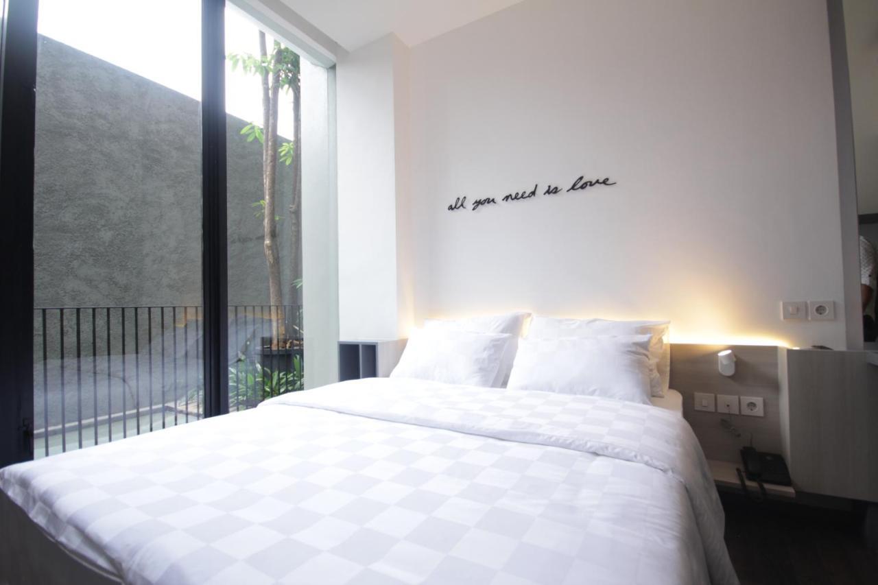 Guest house The Nine Kuningan By Roomme Jakarta