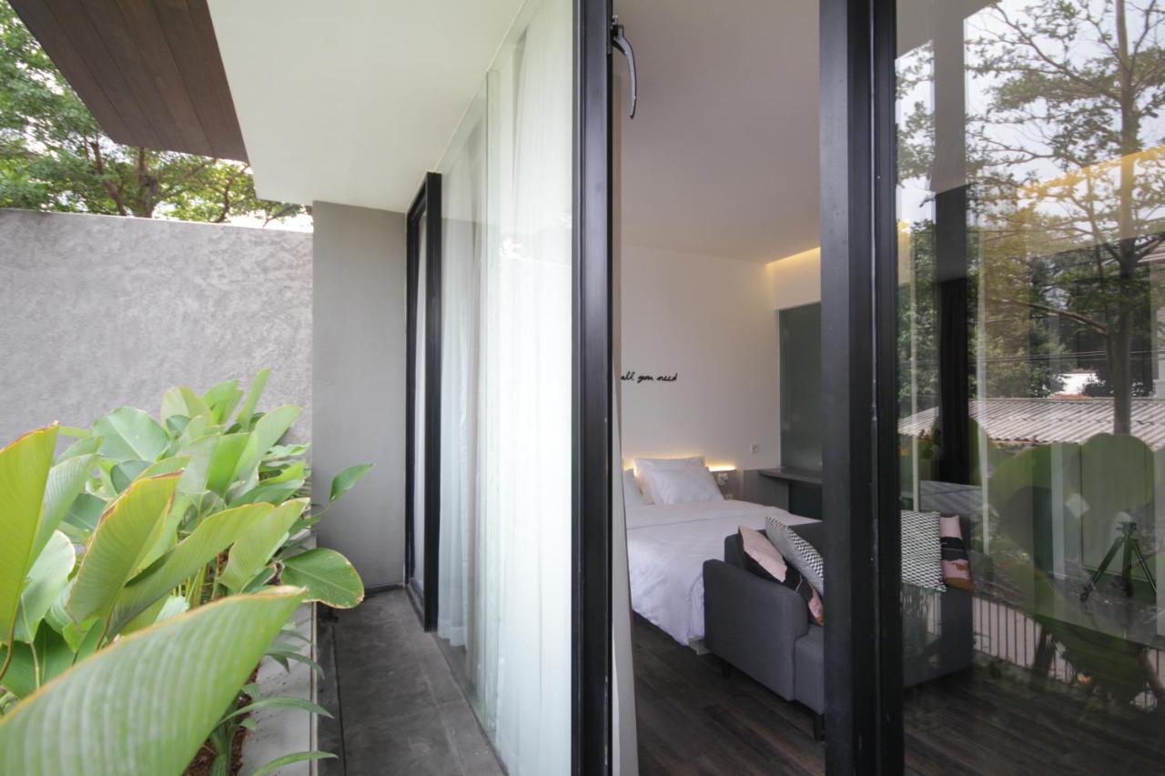 Guest house The Nine Kuningan By Roomme Jakarta