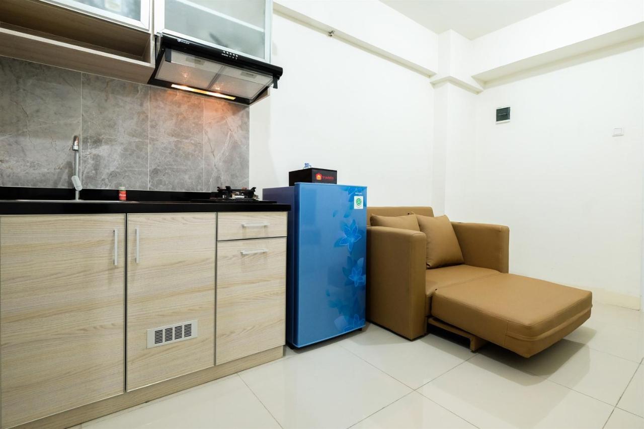 Apartment Comfortable 2br Pramuka By Travelio