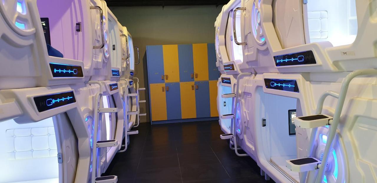 Jakpod Capsule hotel Jakarta