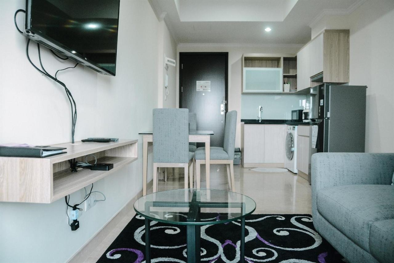 2br Deluxe And Modern Menteng Park By Travelio Apartment