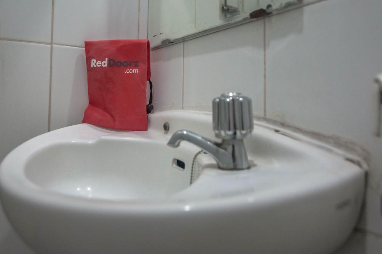 Nhà khách Reddoorz Near Rs Husada Jakarta